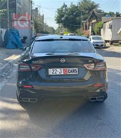 نيسان ماكسيما